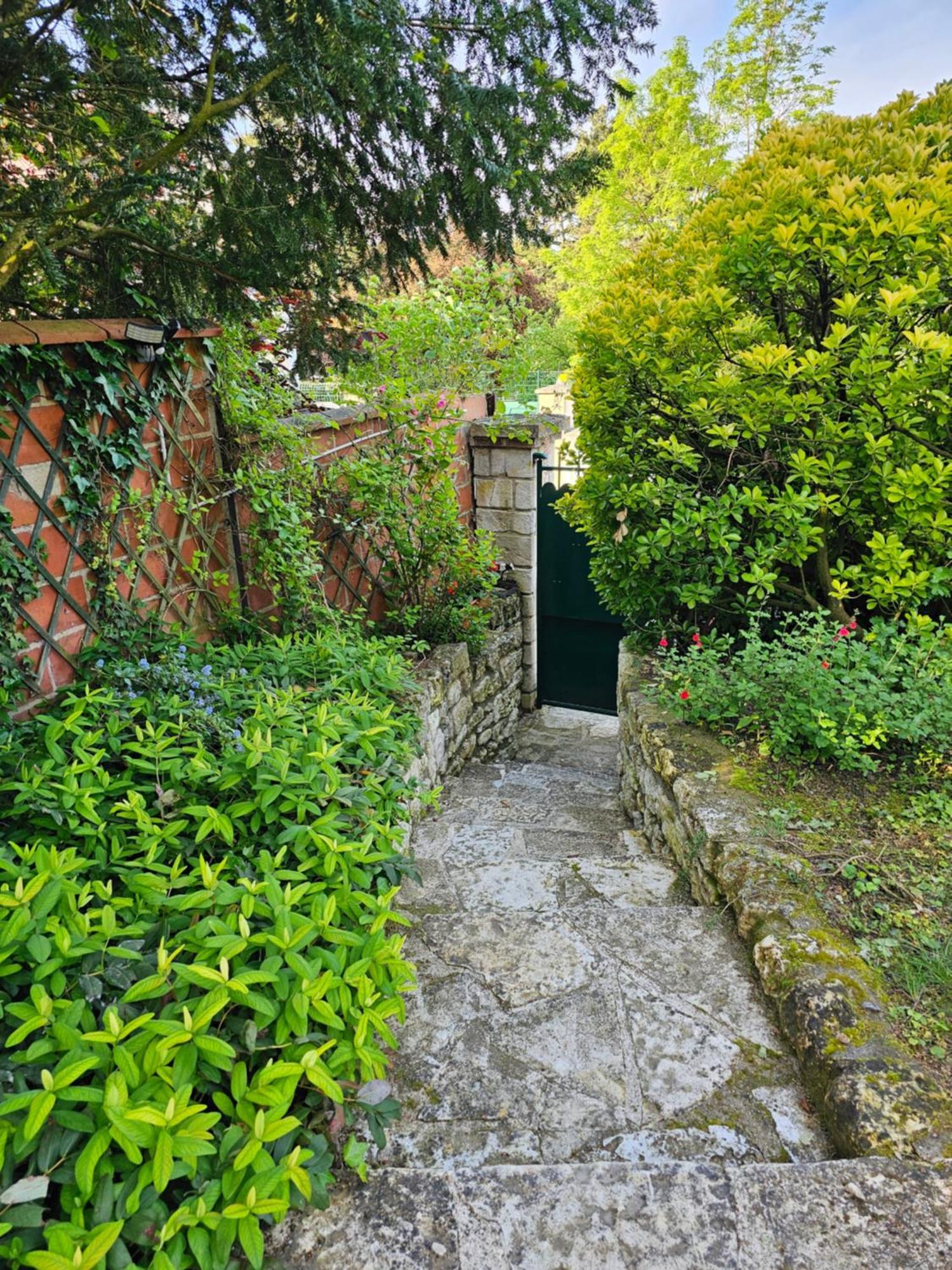 Villa Clair Logis à Giverny Extérieur photo