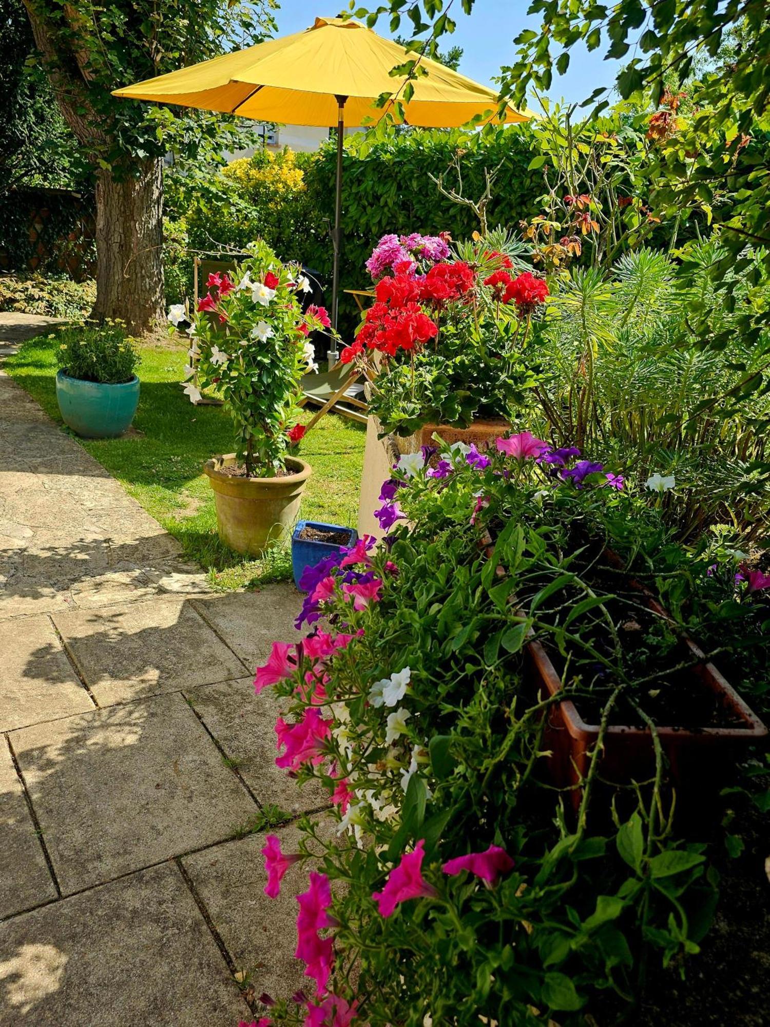 Villa Clair Logis à Giverny Extérieur photo